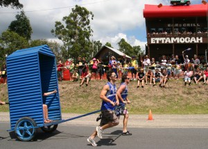 AussieWorldAustraliaDayDunnyRaces[1]