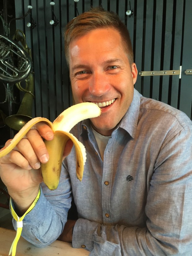 The lovely Lars and his banana